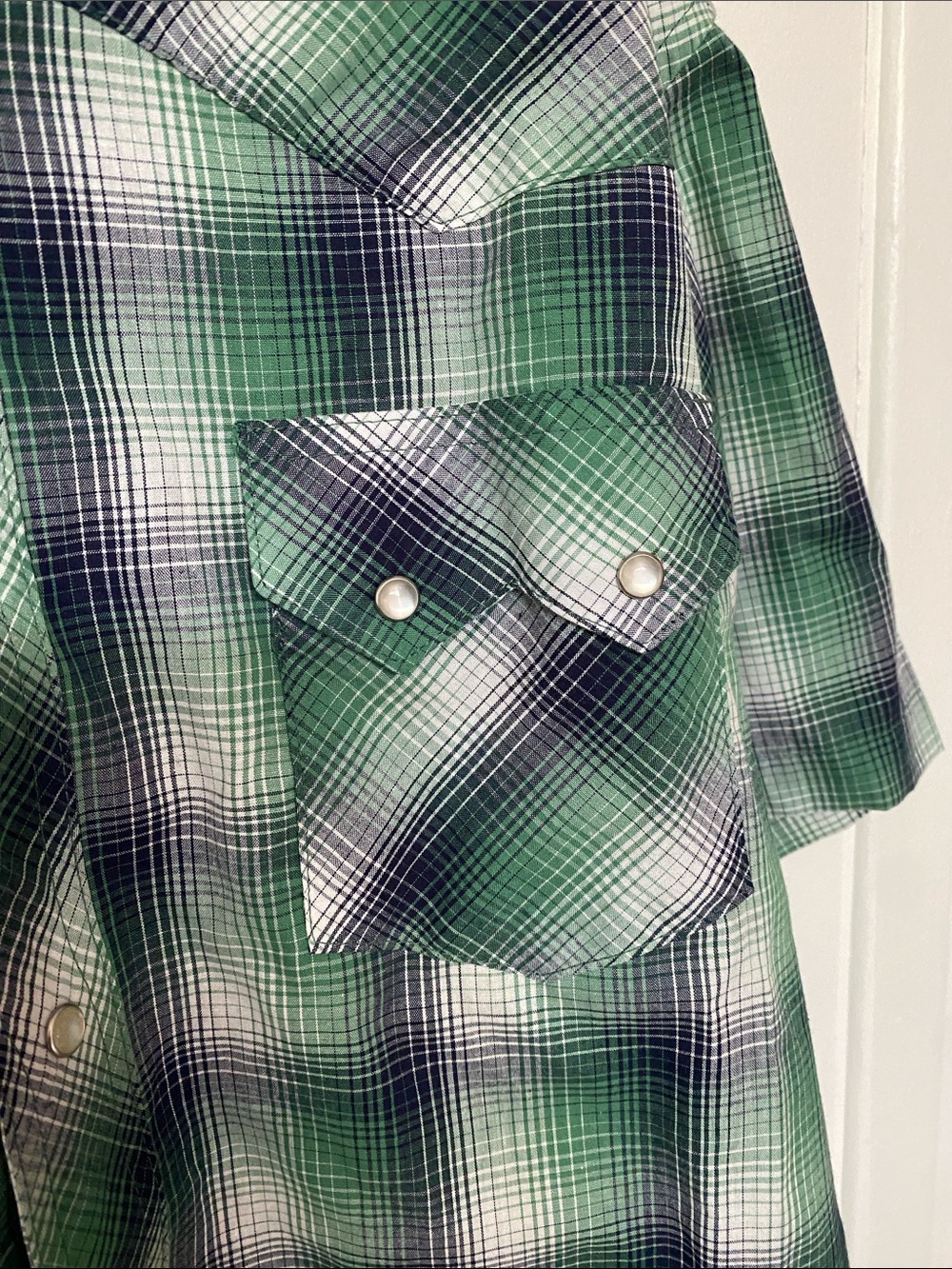 Wrangler Short Sleeve Button Up Rodeo Shirt - Picture 3 of 4